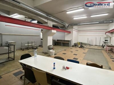 Exkluzivně pronájem podzemních komerčních prostor 2.000 - 3.000 m², Praha - 1301
