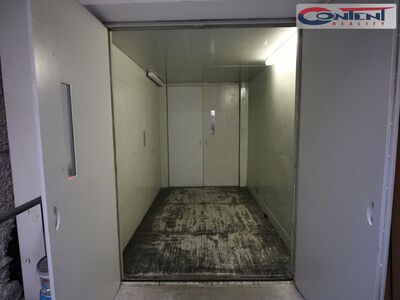 Pronájem obchodních prostor 800 m² +130 m² sklad, Jažlovice - 1449