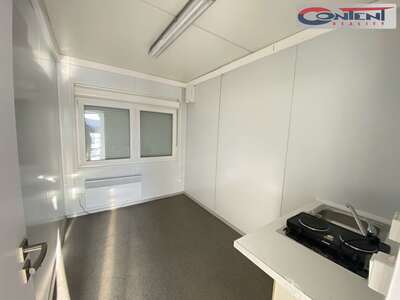 Pronájem zahradnictví 17.000 m² Nupaky, dálnice D1 - 1527