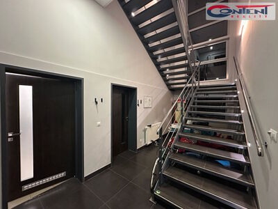 Prodej komerčního areálu 4.300 m², Praha 9 - Satalice - 13550