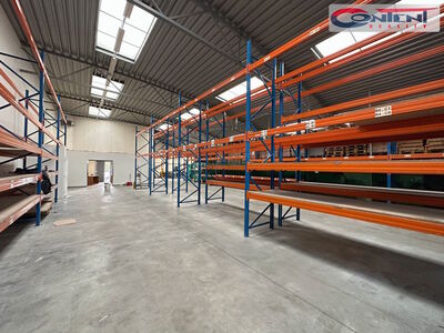 Pronájem skladu 300 m², Vestec - 17776