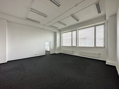 Exkluzivně pronájem kancelářských prostor 186 m², Praha 10 - Hostivař - 26431
