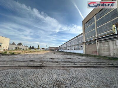 Pronájem venkovní plochy 2.000 m², Hradec Králové - Kukleny - 40589