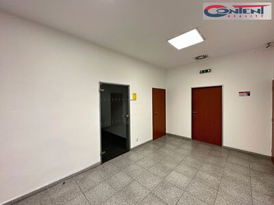 Exkluzivně pronájem kancelářských prostor 351 m², Praha 10 - Hostivař - 42956