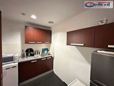 Exkluzivně pronájem kancelářských prostor 351 m², Praha 10 - Hostivař - 42957