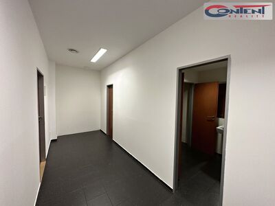 Exkluzivně pronájem kancelářských prostor 351 m², Praha 10 - Hostivař - 42953