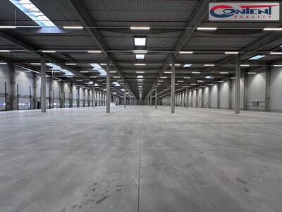 Pronájem skladu, výrobních prostor 12.000 m², Pardubice - 49685