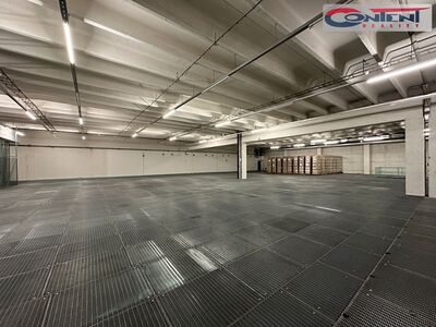Podnájem skladu 5.330 m², Hradec Králové, D11, D35 - 55055