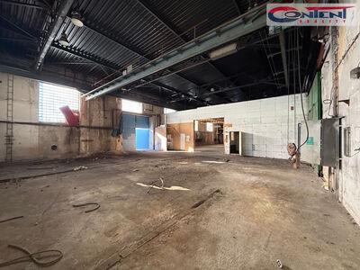 Pronájem skladových, výrobních prostor 666 m², Kladno, D6 a D7 - 61696
