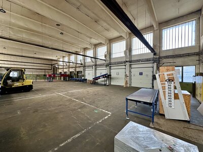 Pronájem skladu, výrobních prostor 903 m², Teplice - Žalany, D8 - 62115