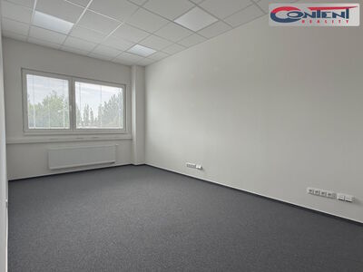 Pronájem skladového prostoru a kanceláří 664 m², Hradec Králové - Slezské Předmněstí - 64774