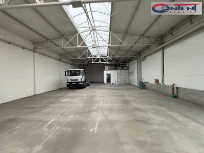 Pronájem skladu, výrobních prostor 867m², Městec Králové - 64748