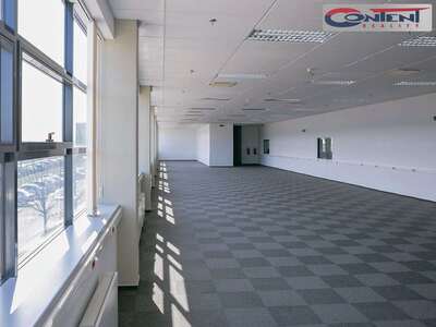 Pronájem novostavby skladu, výrobních prostor 7.500 m², Stříbro, D5 - 66029