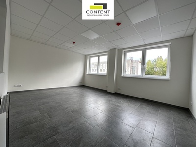 Pronájem skladu, výrobních prostor 1.300 m², Tábor, D3 - 69687