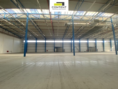 Pronájem skladu, výrobních prostor 6.398 m², Kněževes - 71830