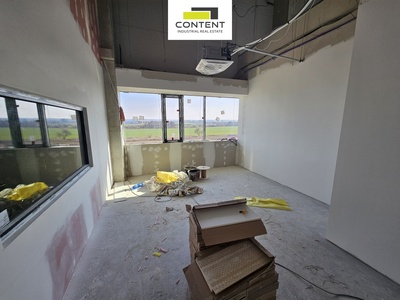 Pronájem skladu, výrobních prostor 3.000 m², Kozomín, D8 - 74027