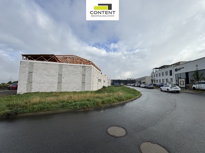 Pronájem sídla společnosti, skladové a prodejní prostory  2357 m² Vestec - Hodkovice - 78062