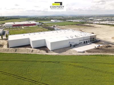 Pronájem novostavby skladu, výrobních prostor 30.000 m², Kolín, D11 - 80542