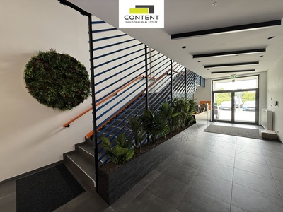 Prodej komerčního areálu 12.792m², Praha - Východ  - 84646