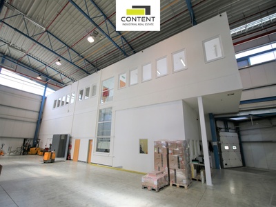 Pronájem skladu, výrobních prostor 6.398 m², Kněževes - 86251