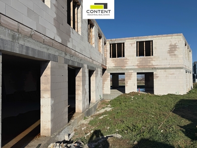 Pronájem sídla společnosti, skladové a prodejní prostory  1154 m² Hodkovice - Vestec. - 88469