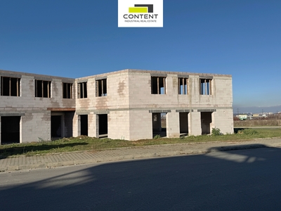 Pronájem sídla společnosti, skladové a prodejní prostory  2357 m² Vestec - Hodkovice - 88491