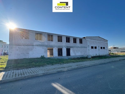 Pronájem sídla společnosti, skladové a prodejní prostory  2357 m² Vestec - Hodkovice - 88493