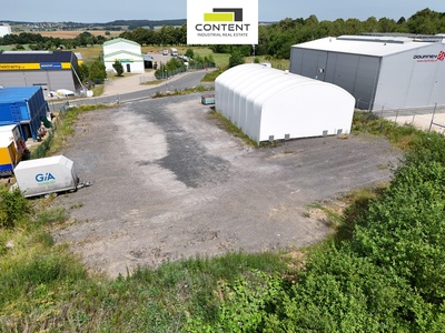 Pronájem zpevněného pozemku o velikosti 2.677 m² na D1, exit 15 - 88693