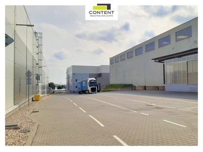 Pronájem výrobních prostor, skladu 4.465 m², Červený Kostelec, D11 - 89250