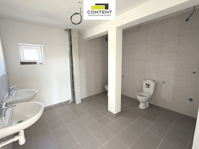 Pronájem skladu, výrobních prostor 643 m², Městec Králové - 94257