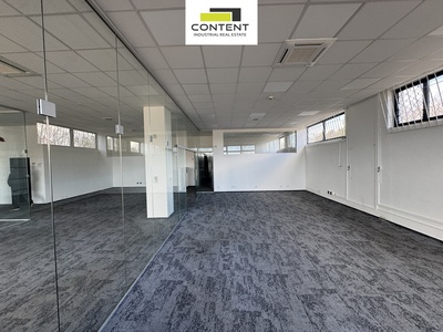 Pronájem komerčního areálu, prodejna se servisem a kompletní zázemí 3166 m², Praha - Průhonice - 98878