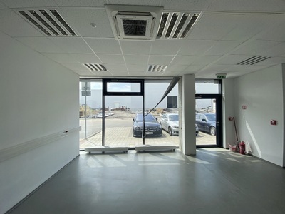 Pronájem skladu, výrobních prostor 864 m², Hradec Králové - 100135