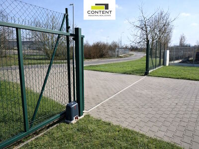 Prodej samostatného komerčního areálu 4387 m², skladové prostory 1.160 m², Býkev - 102861