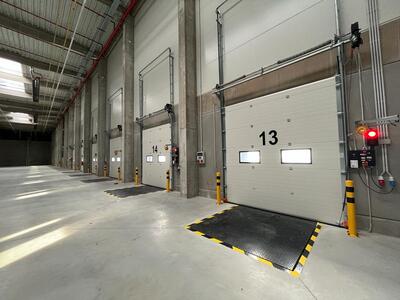 Pronájem skladu, výrobních prostor 3.000 m² Pavlov, D6 - 104489