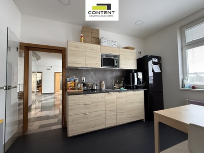 Pronájem komerčního areálu, showroom, kanceláře, sklad, celkem 830 m², Praha 5 Řeporyje - 105935