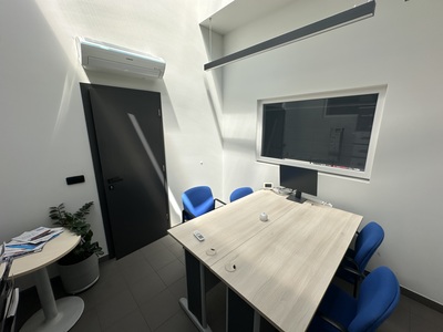 Pronájem skladu, výrobních prostor  301 m², Všechromy, D1 - 107279