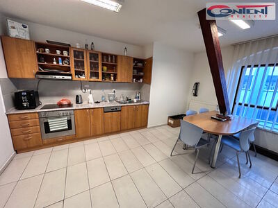 Prodej skladu, výrobních prostor včetně kanceláří 1.088 m², Králův Dvůr - 111445