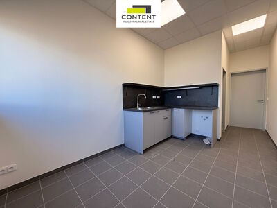Pronájem skladu, výrobních prostor 1026 m², Kladno, D6 a D7 - 113181