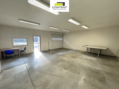 Pronájem skladu, výrobních prostor 2.000 m², Žatec - 113215
