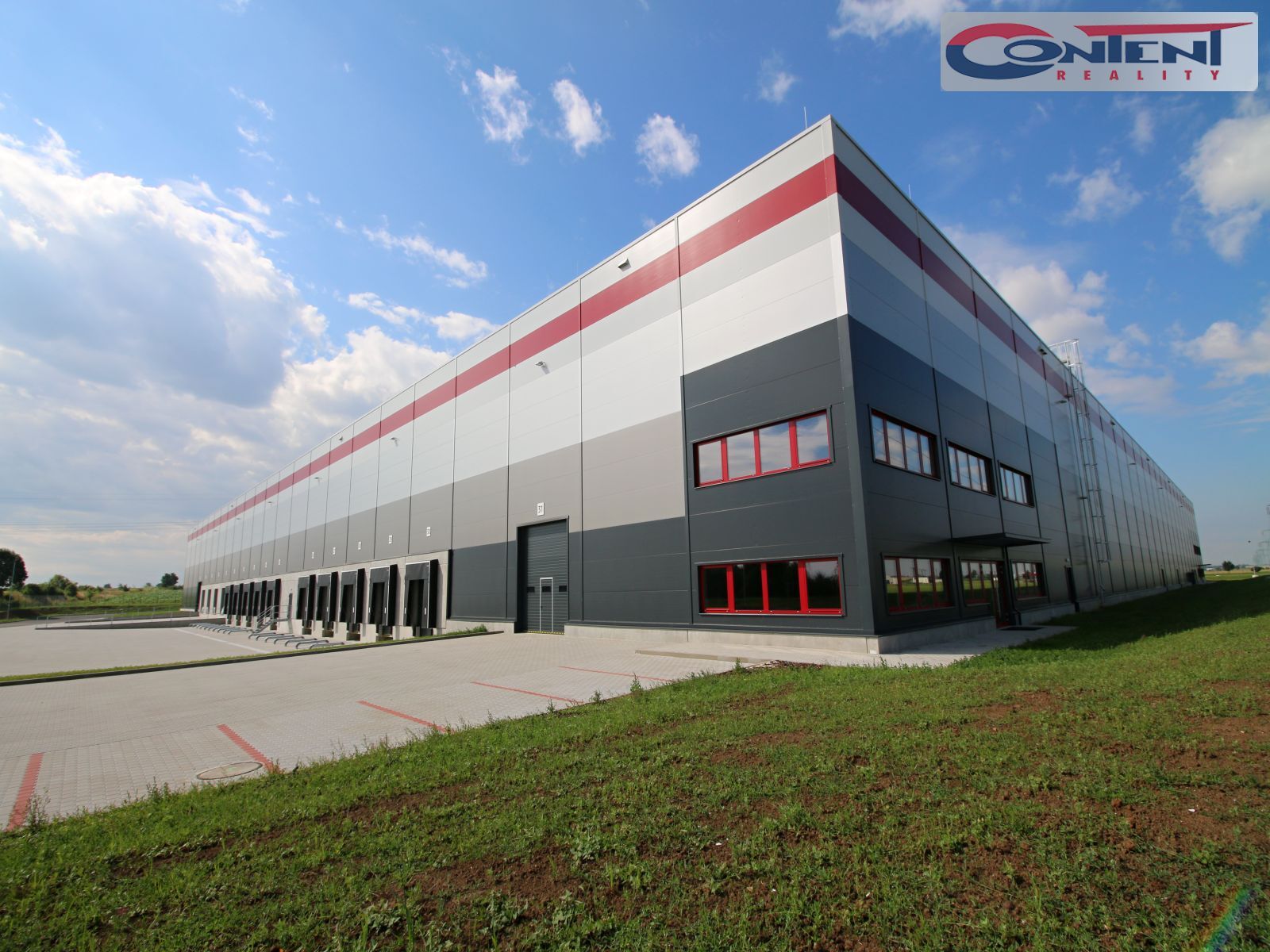Pronájem skladu nebo výrobních prostor 15.992 m², Praha - východ, D11