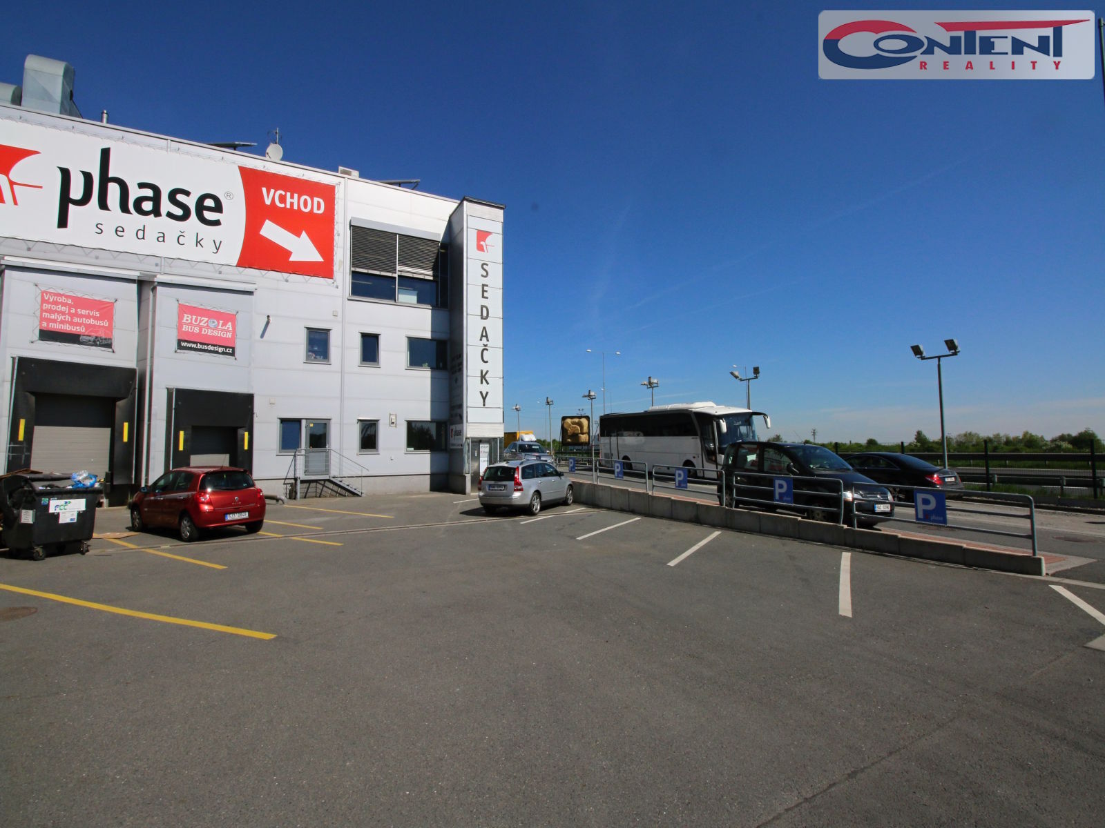Pronájem obchodních prostor 800 m² +130 m² sklad, Jažlovice