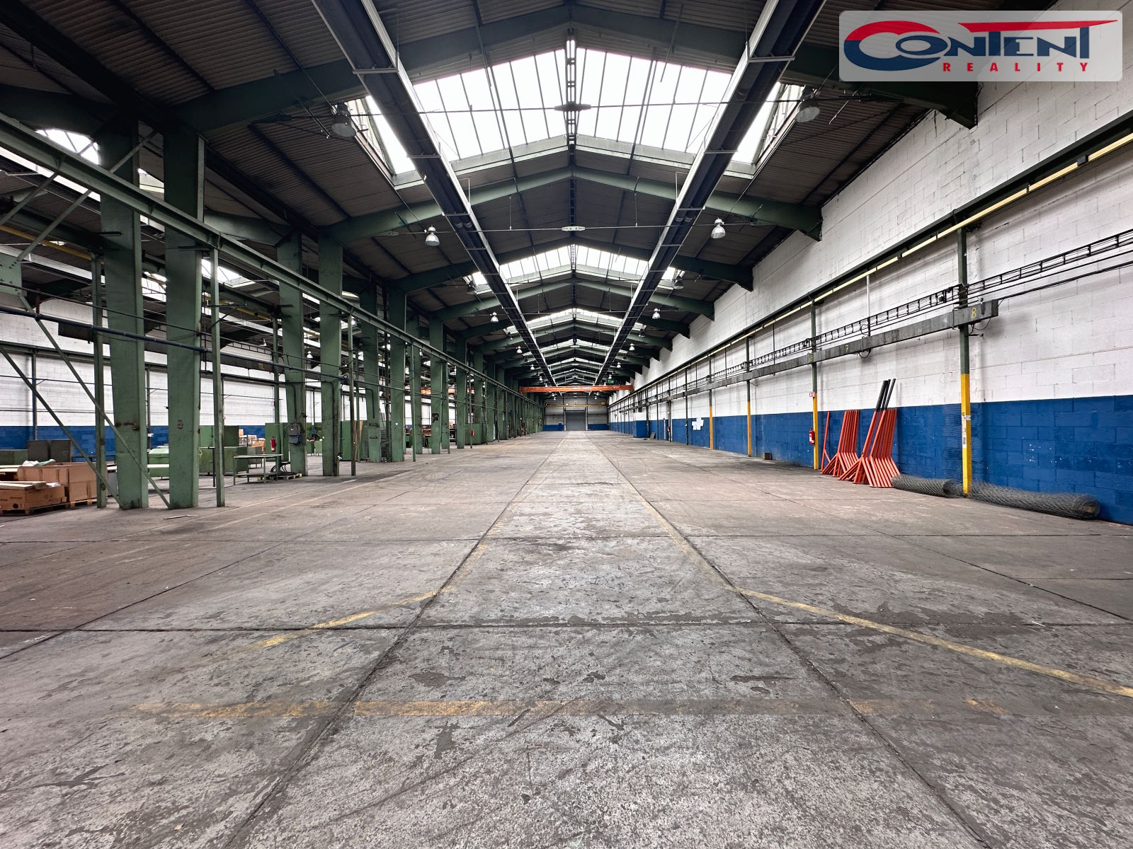 Pronájem výrobních prostor 2.200 m², Sedlčany
