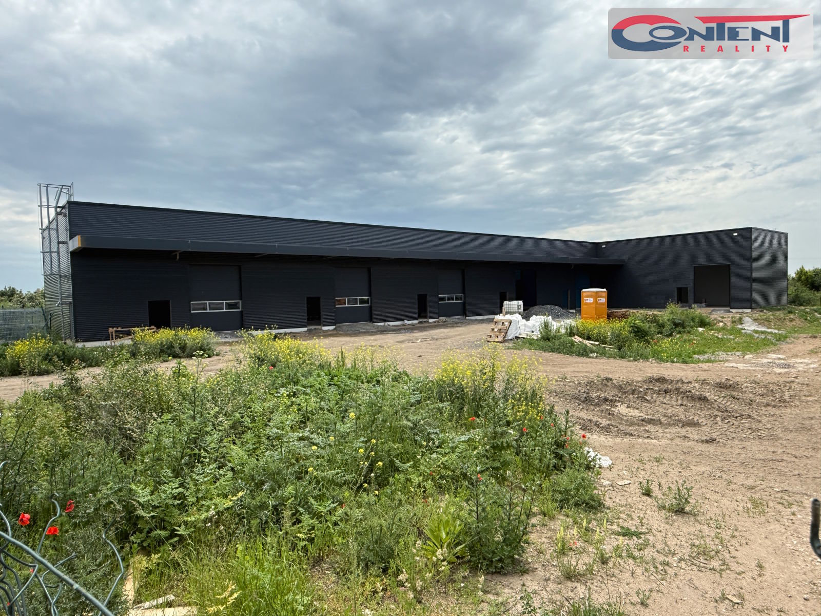 Pronájem skladu, výrobních prostor 1.105 m², Býkev