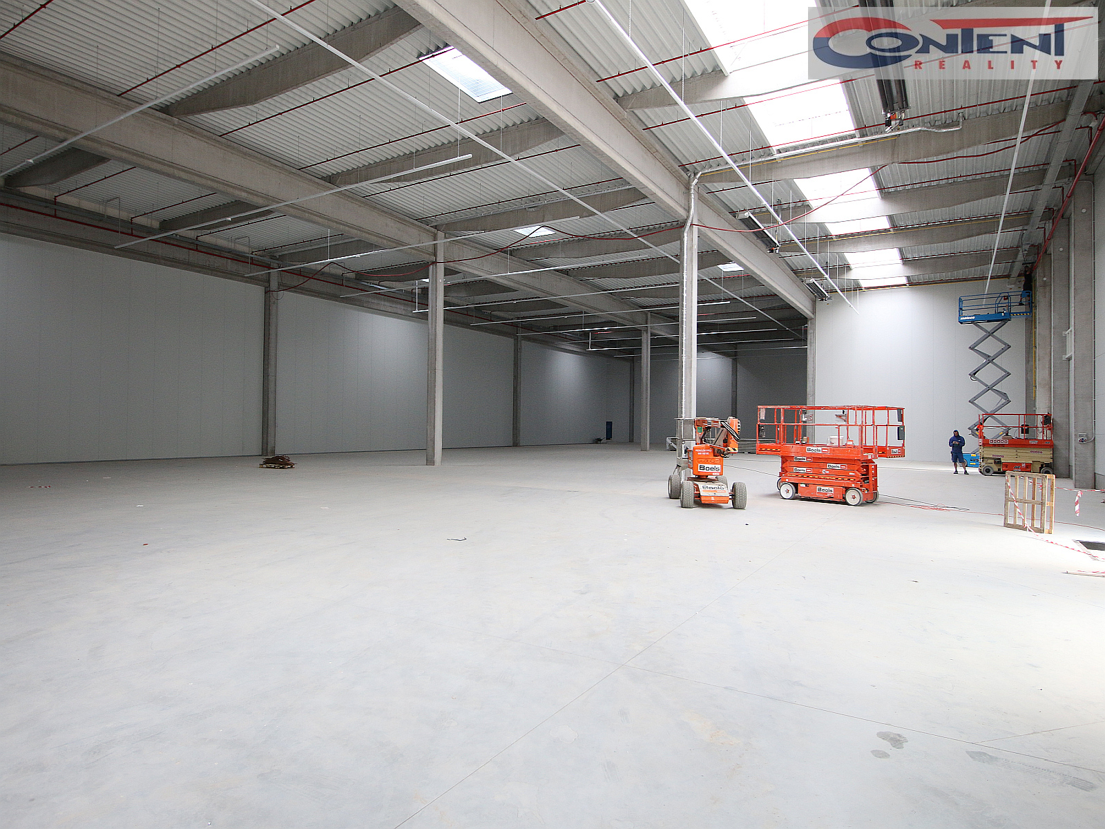 Pronájem skladu, výrobních prostor 1.500 m², Rousínov