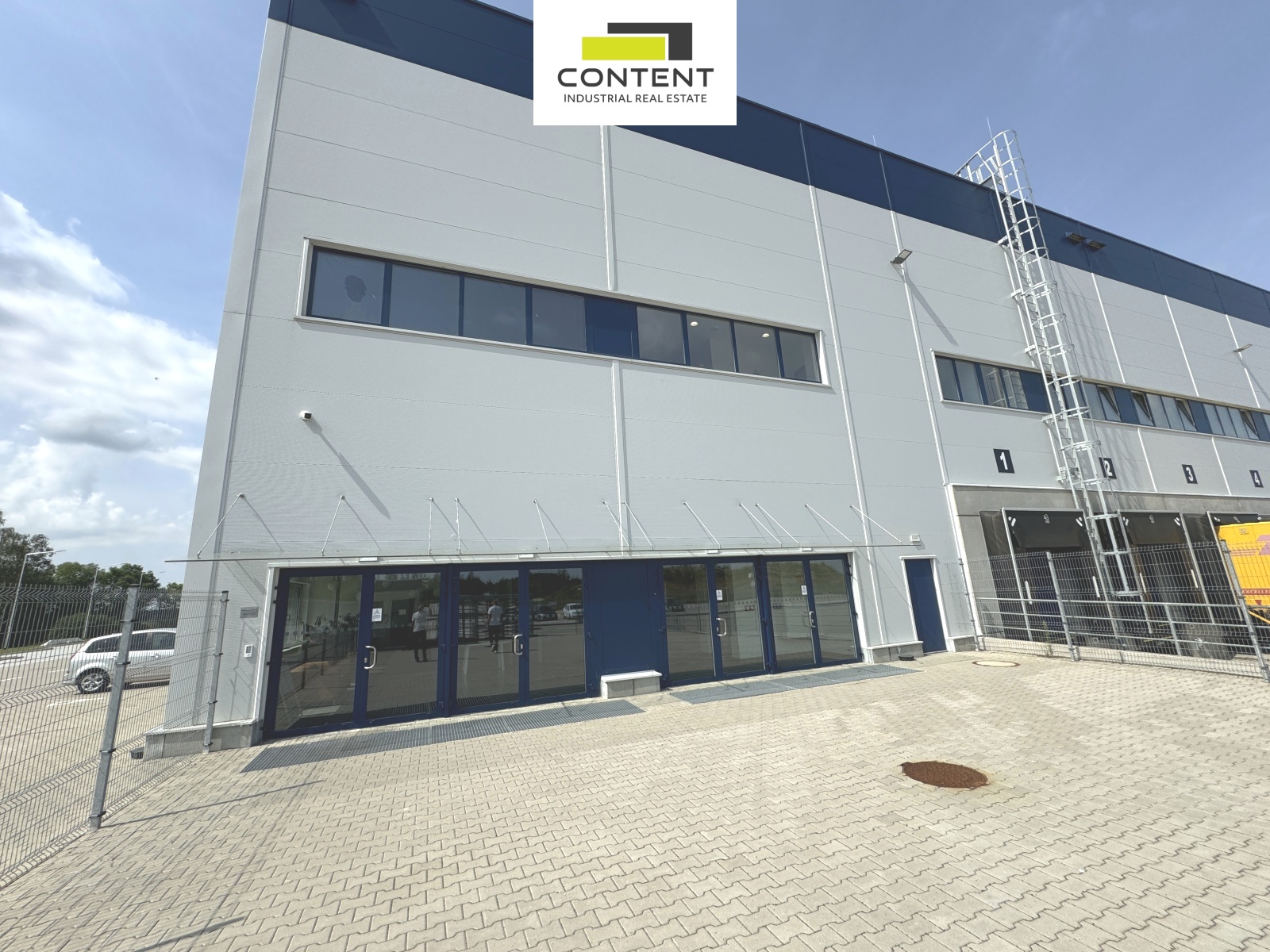 Pronájem novostavby skladu, výrobních prostor 9.330 m², Most 	