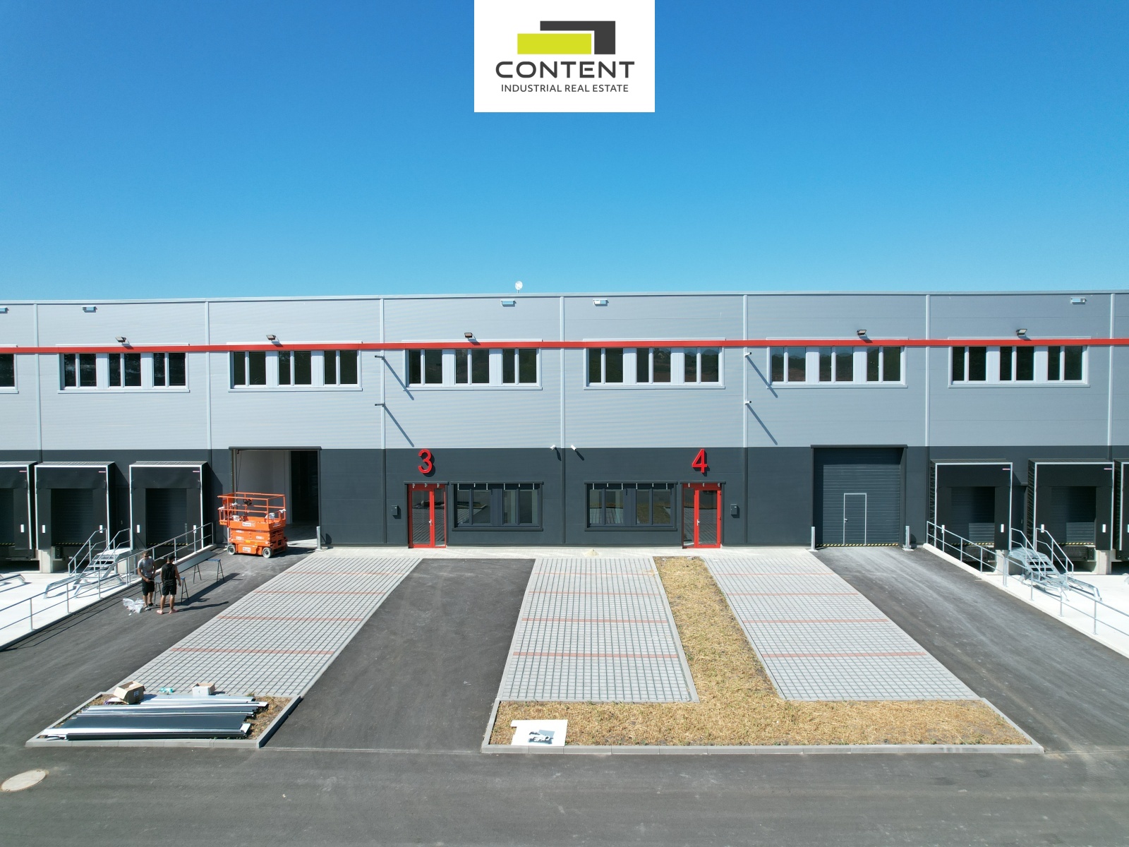 Pronájem novostavby skladu, výrobních prostor 2.880 m², Mikulov