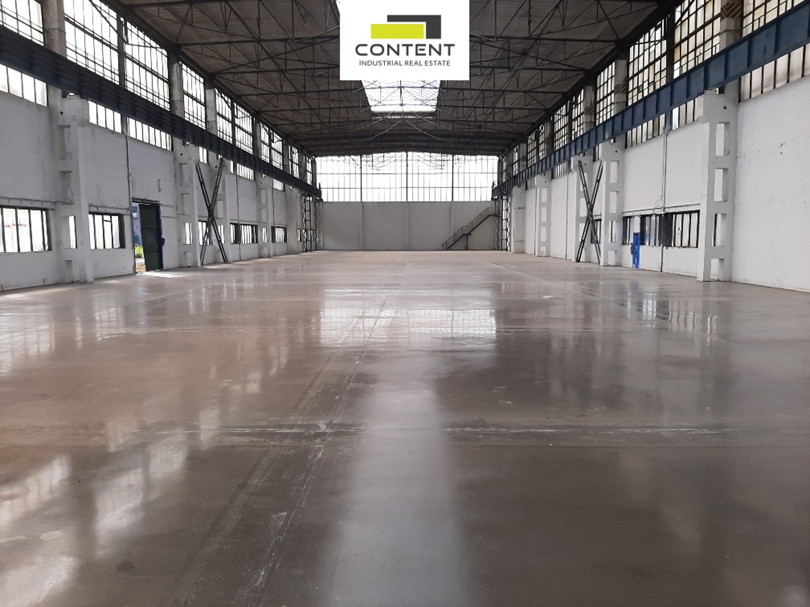 Pronájem skladu, výrobních prostor 2.110 m², Kladno