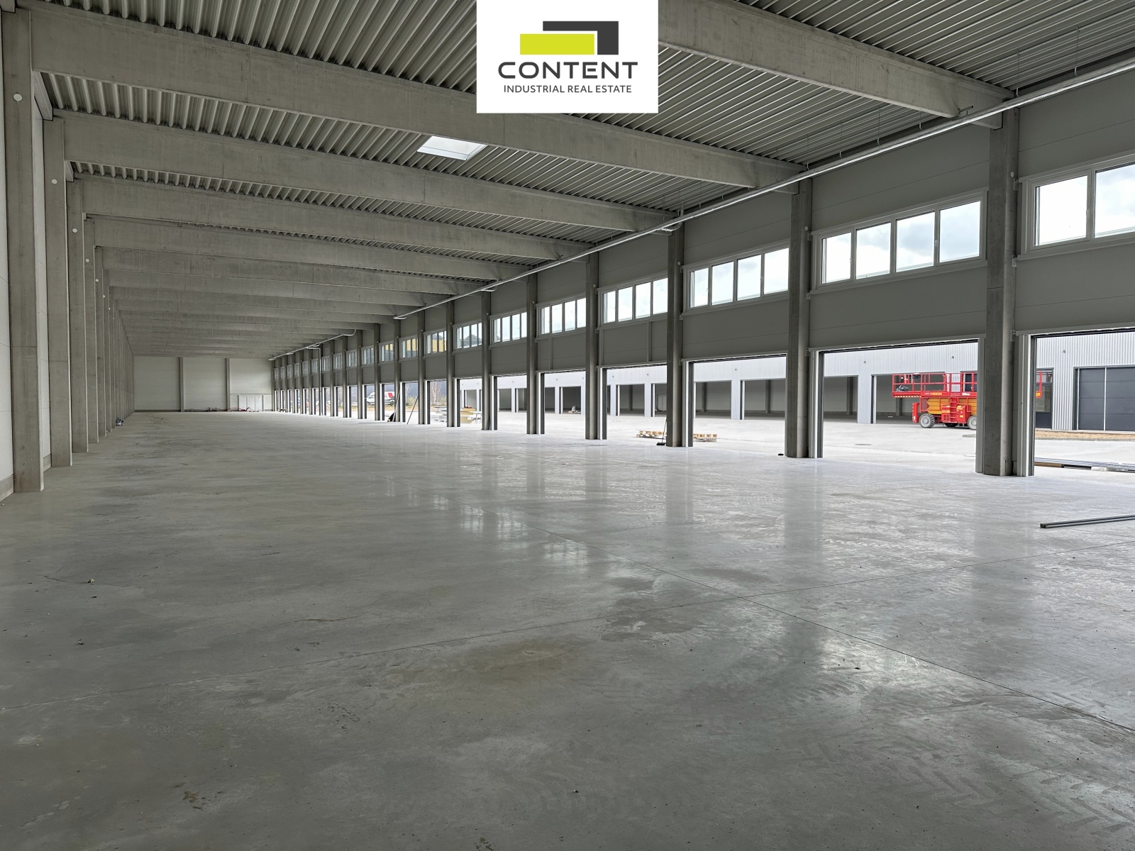 Pronájem skladu, obchodních prostor 560 m², Tuchoměřice, Praha - Západ