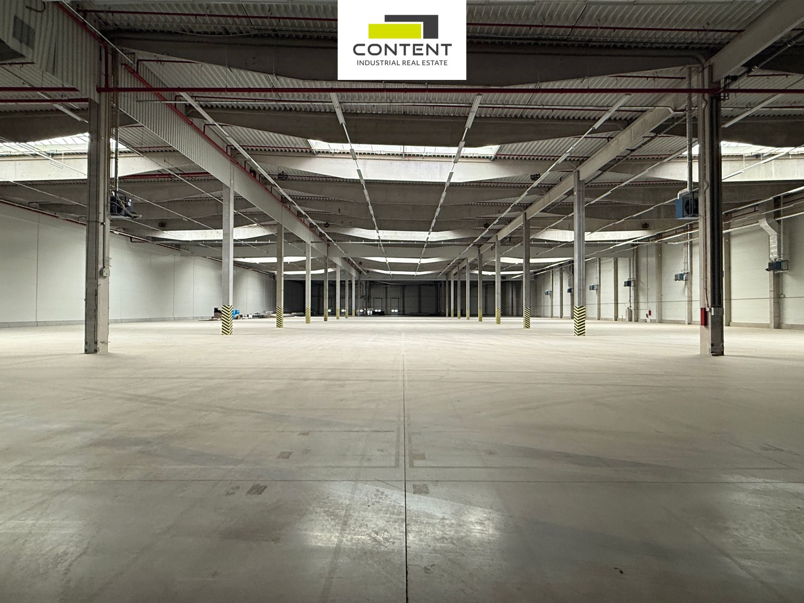 Pronájem skladu, výrobních prostor 8.281 m², Žebrák