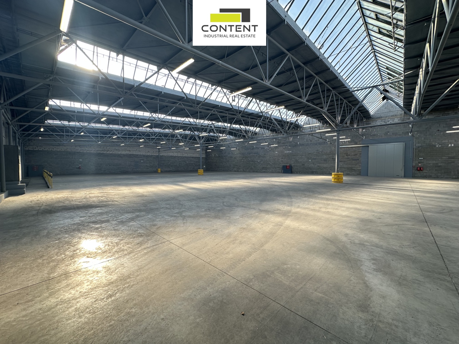 Pronájem skladu, výrobních prostor 2.000 m², Žatec